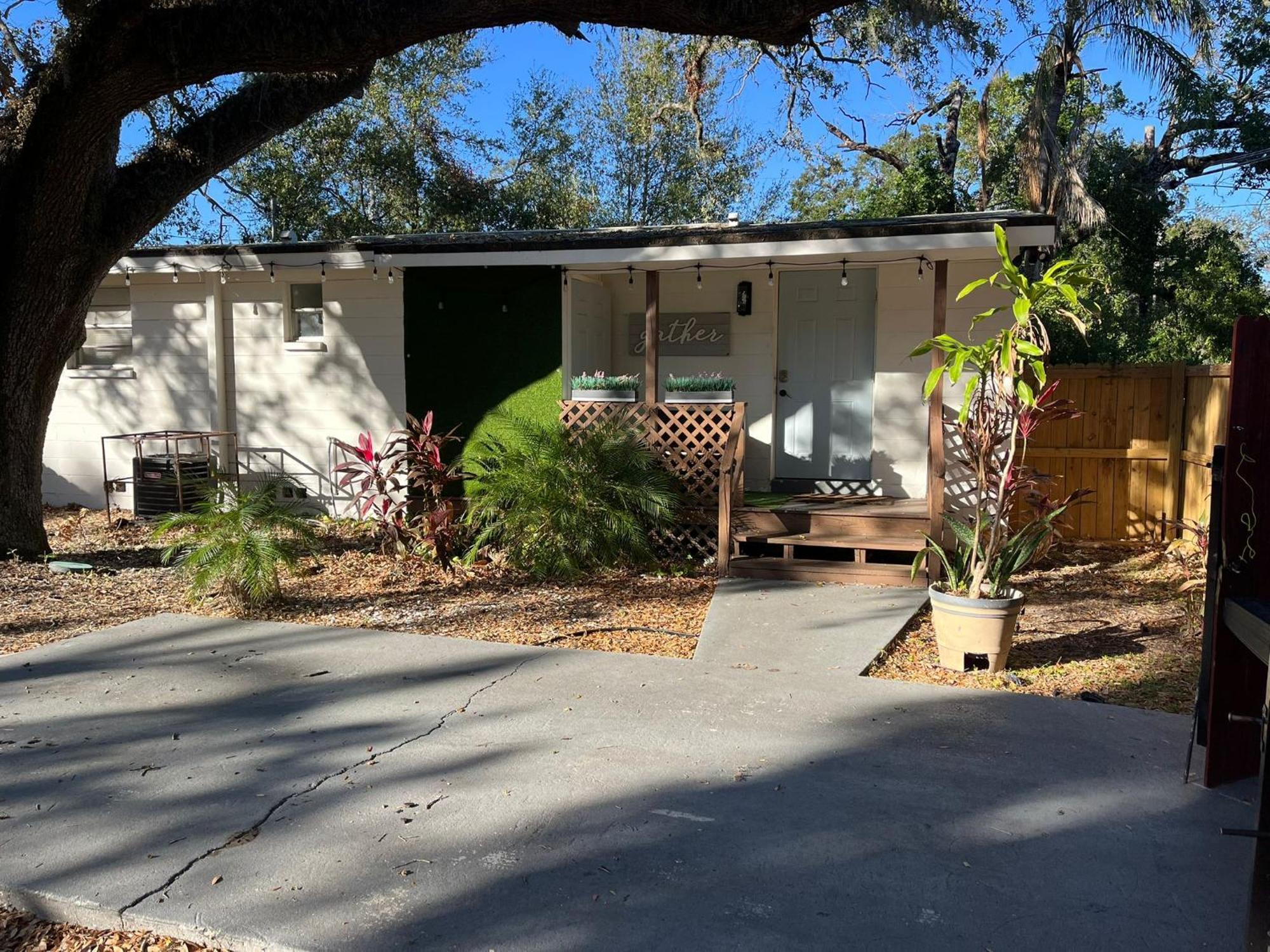 Cozy Home In Tampa Near Ybor & Busch Gardens מראה חיצוני תמונה